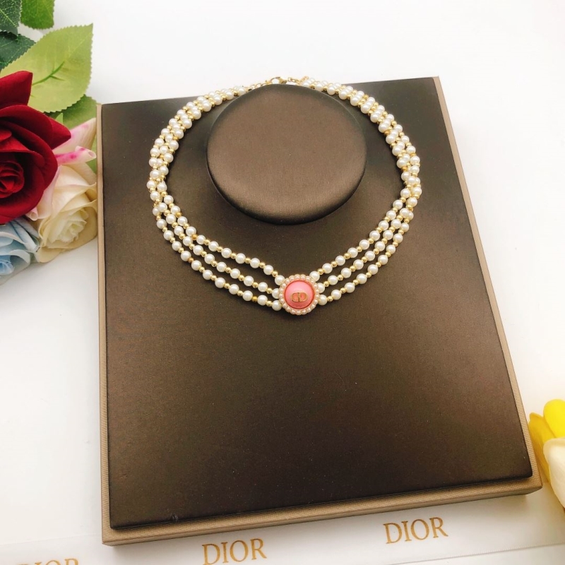 chr1st1an D10r necklaces